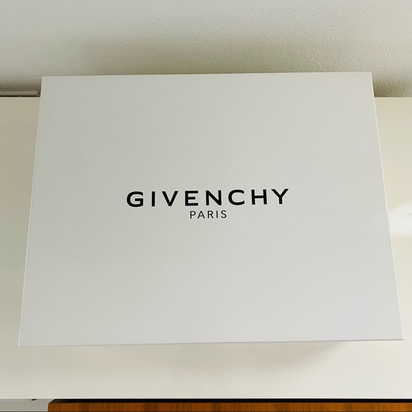Givenchy Eden Ankle Boot Black Leather - Picture 9 of 10